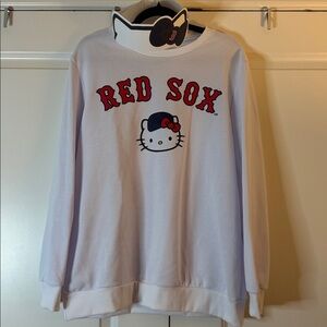 Hello Kitty Boston‎ Red Sox Sweatshirt and Crown Set L